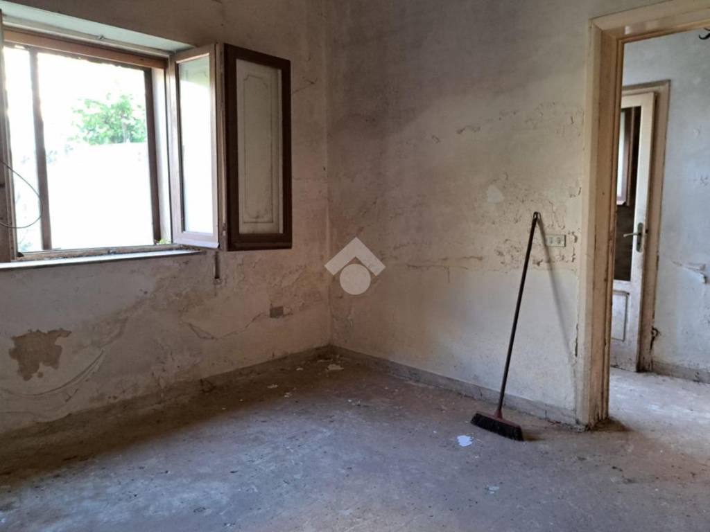 Casa indipendente a Carovigno in Via Anna Frank - Foto 5