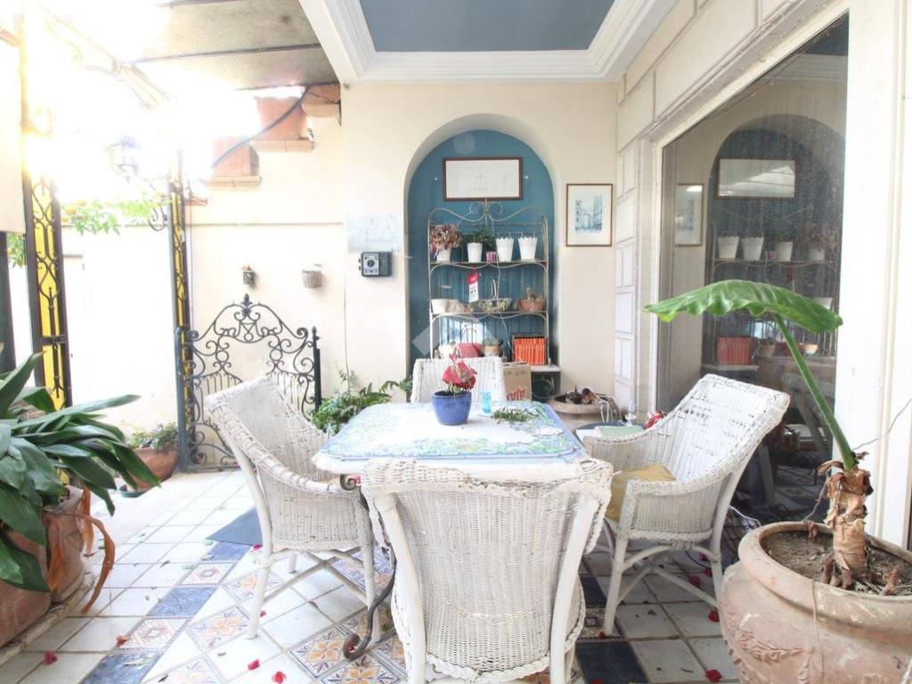 Villa a Caserta in Via Martiri di Caiazzo, 10 - Foto 3