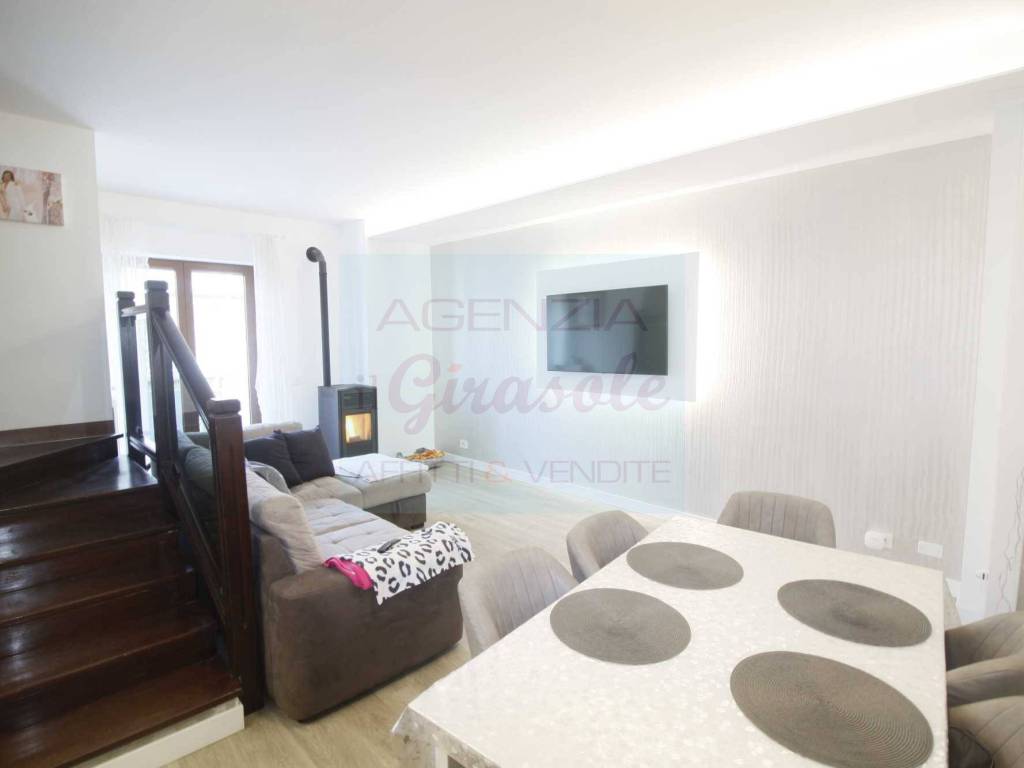 Appartamento a Alba adriatica in Via Gorizia, 44 - Foto 2