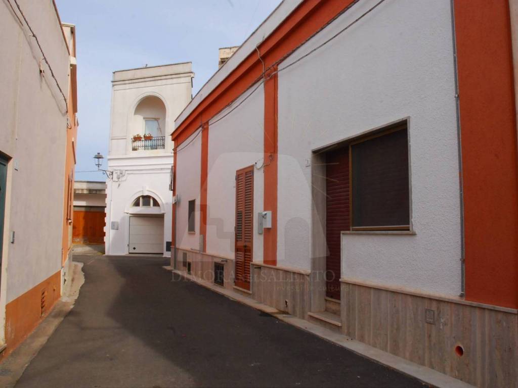Casa indipendente a Salve in Vico Antonio De Giorgi - Foto 2