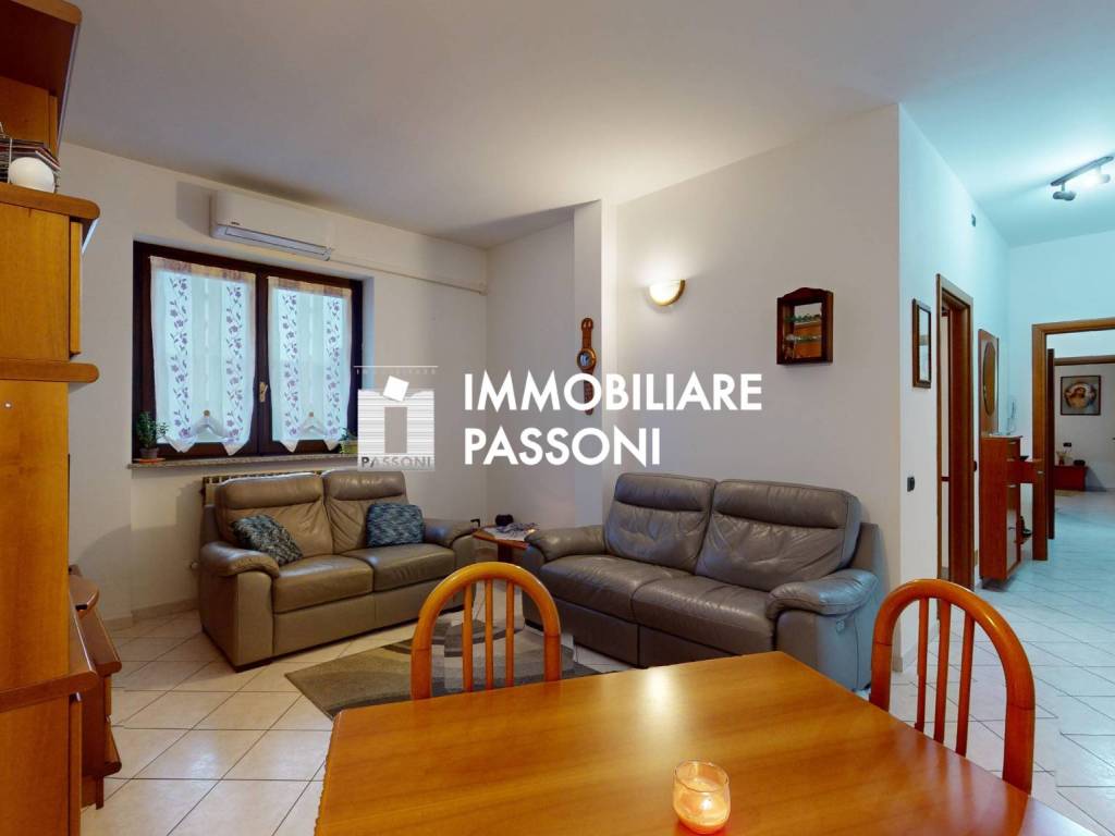 Appartamento a Lonate pozzolo in Via dei Mille - Foto 2