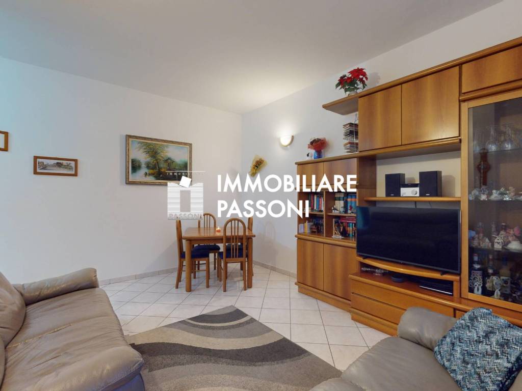Appartamento a Lonate pozzolo in Via dei Mille - Foto 4