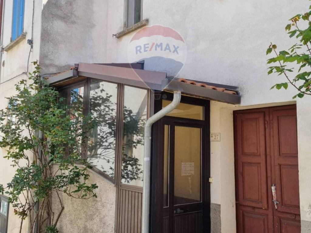 Casa indipendente a San pietro avellana in Via Alessandro Marracino, 27 - Foto 3