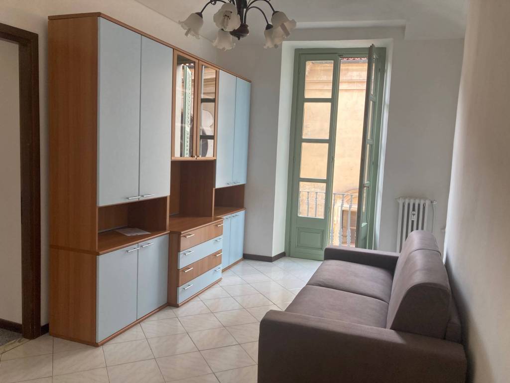 Appartamento a Asti in Corso Vittorio Alfieri, 393 - Foto 2