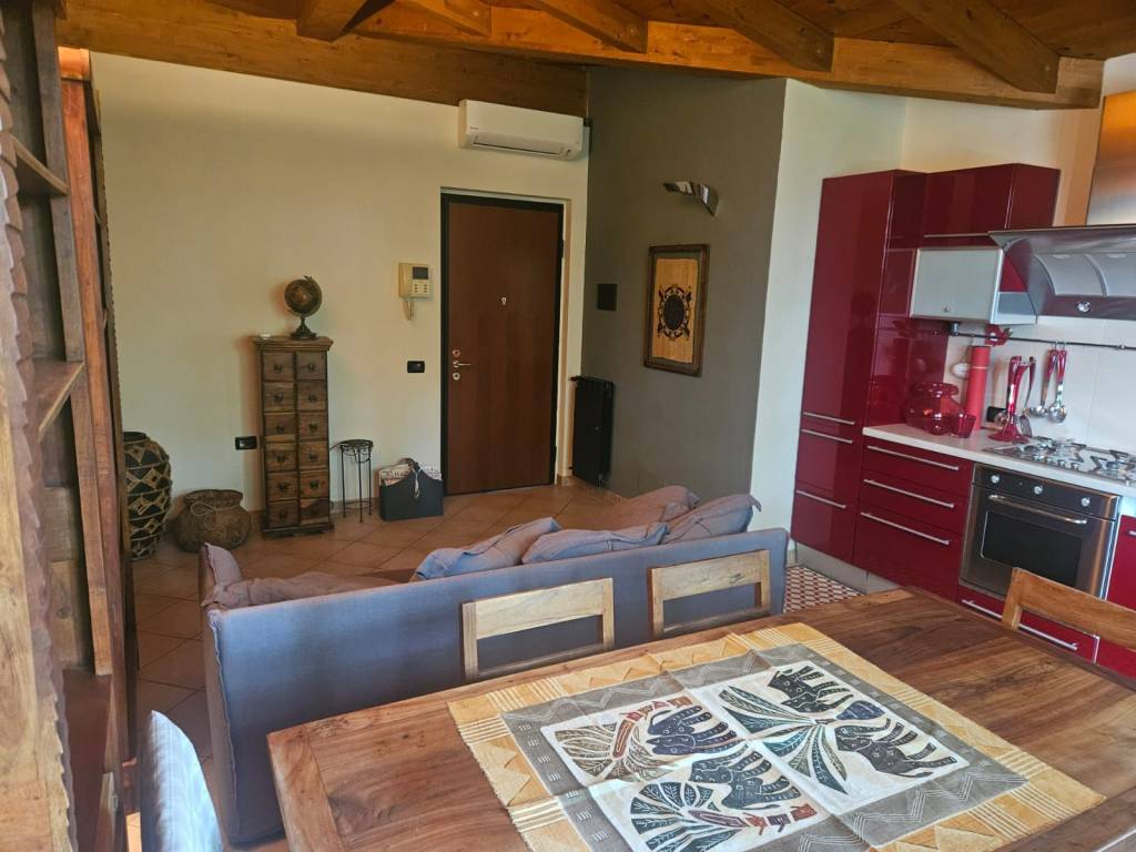 Appartamento a Rovellasca in Via Monte Grappa - Foto 2