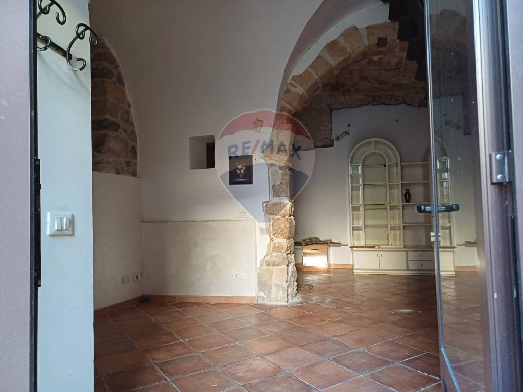 Casa indipendente a Chiaramonte gulfi in via Tommaso Chiavola, 46 - Foto 3