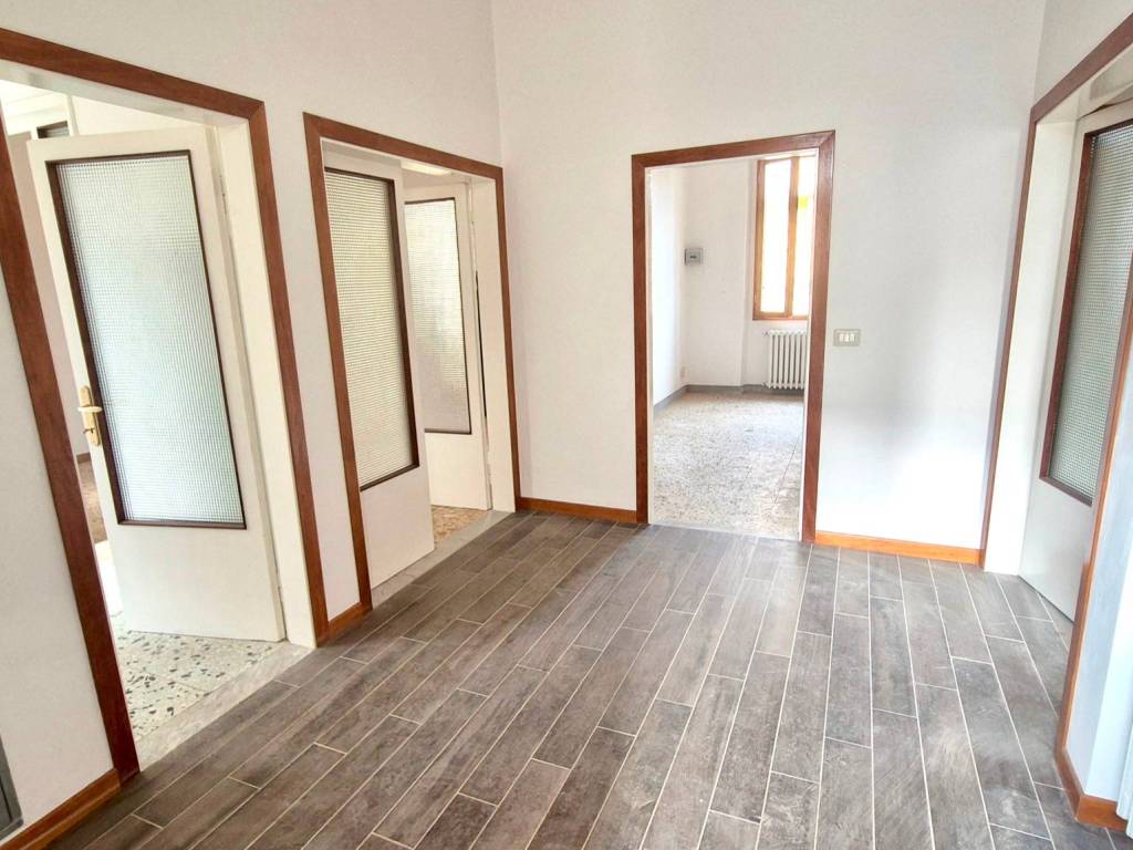 Appartamento a Montevarchi in Via Ventiquattro Maggio - Foto 2