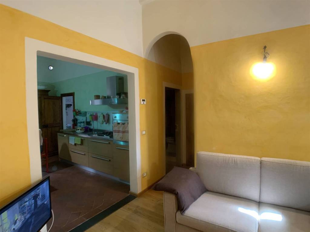 Appartamento a Pistoia in Via Curtatone e Montanara, 8 - Foto 2