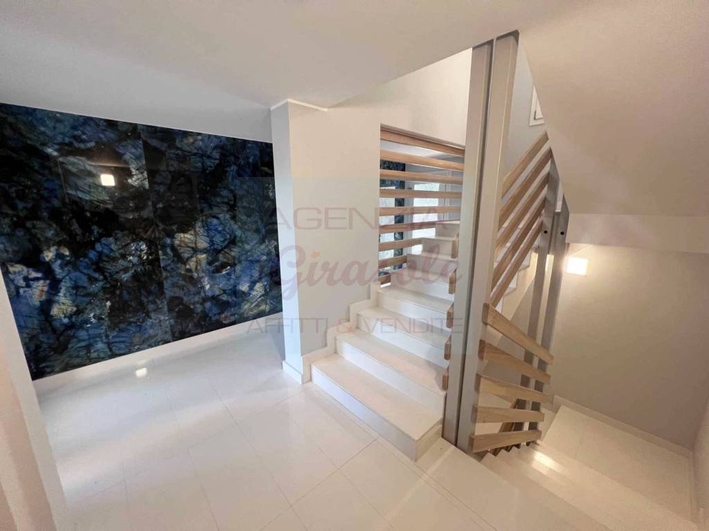 Appartamento a Alba adriatica in Via Firenze - Foto 5