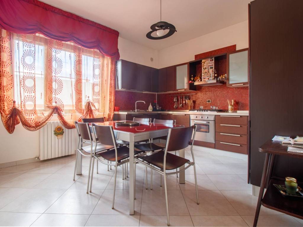 Appartamento a Lucera in Via Oslavia, 19 - Foto 2