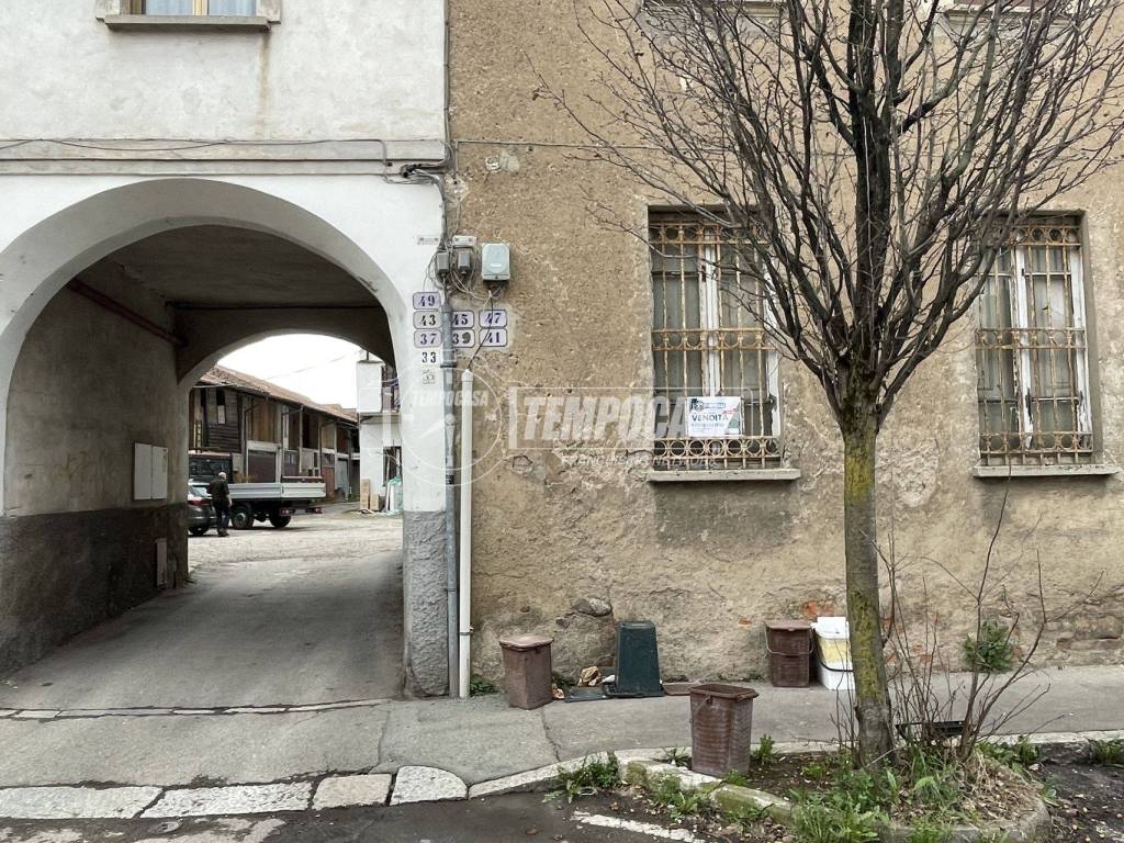 Appartamento a Castellanza in Via Eugenio Cantoni 41 - Foto 2