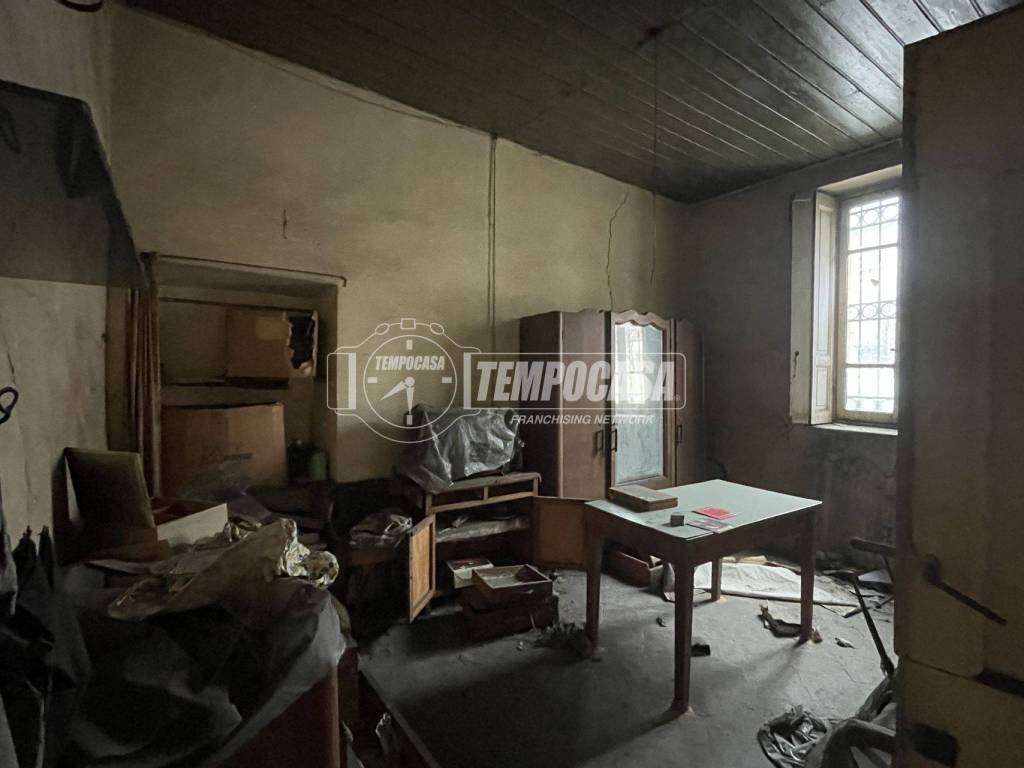 Appartamento a Castellanza in Via Eugenio Cantoni 41 - Foto 4