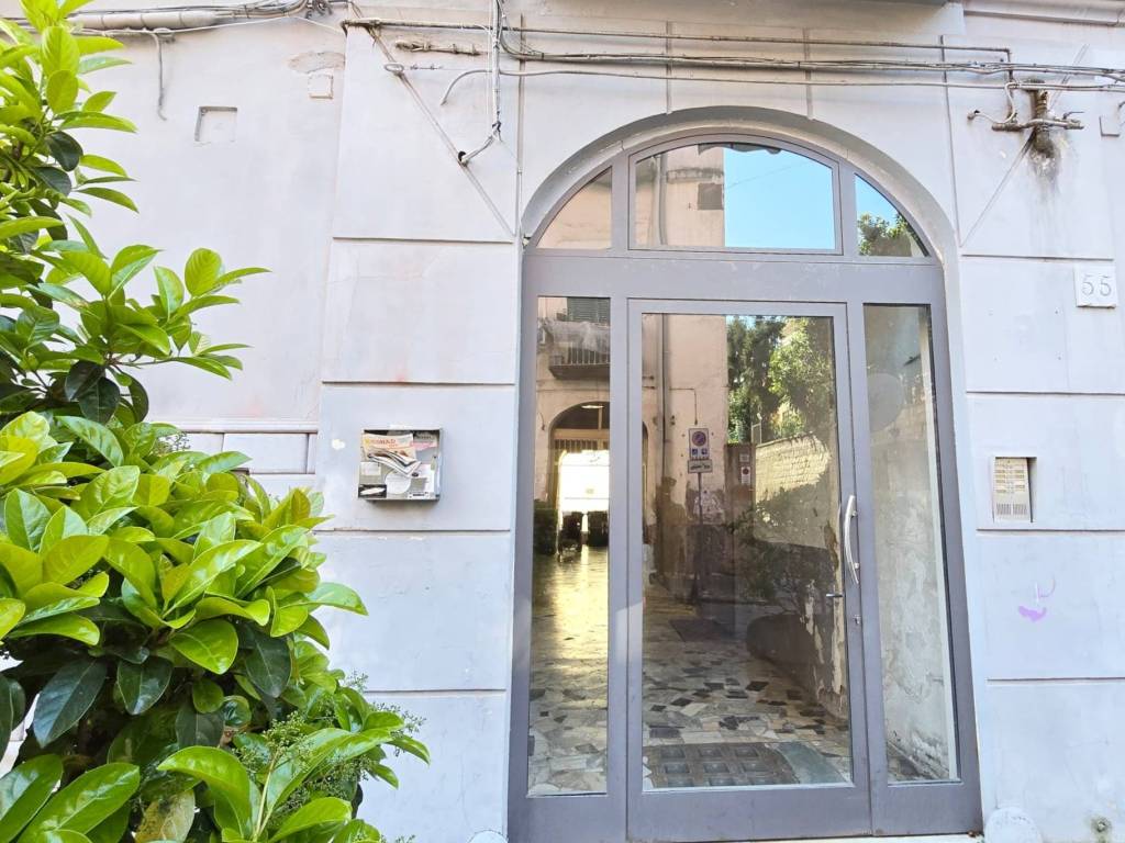 Appartamento a Napoli in Via Bosco di Capodimonte, 55 - Foto 2