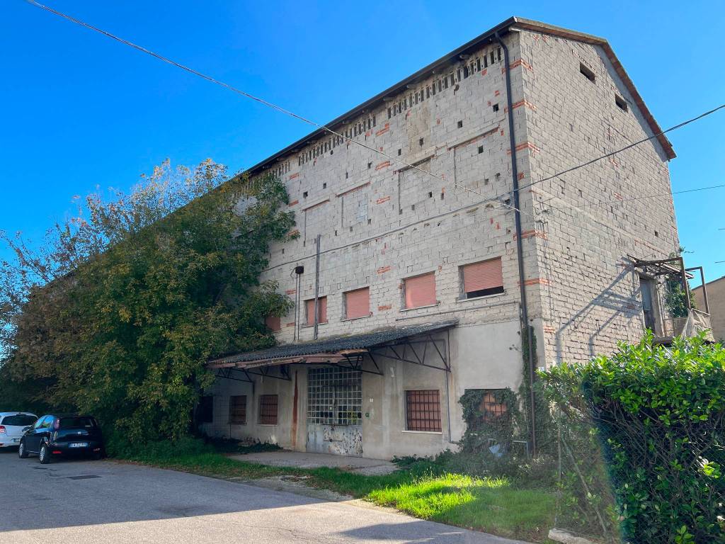 Rustico / casale a Isola della scala in Via Mandella - Foto 3