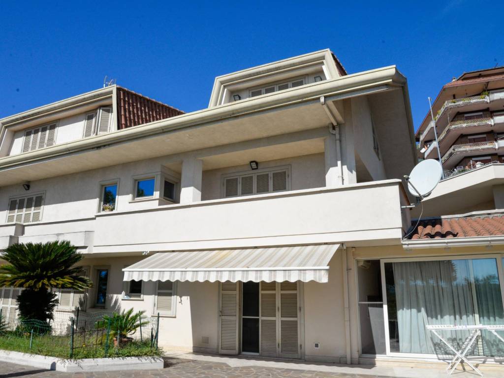 Villa a Frosinone in Via Cosenza - Foto 4