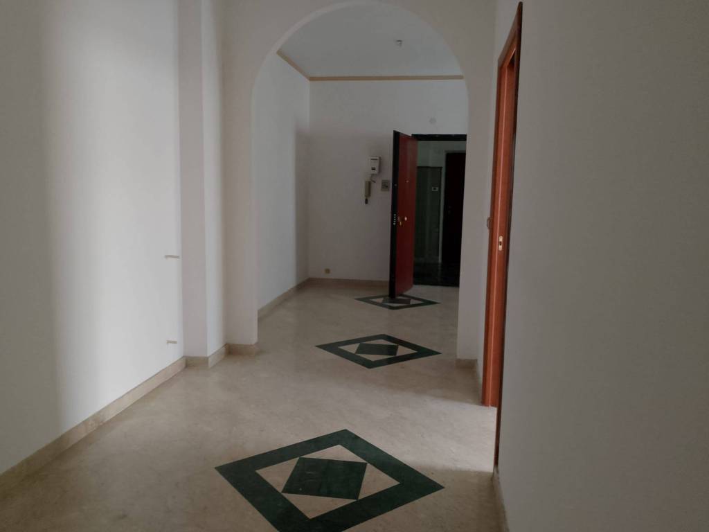 Appartamento a Taranto - Foto 3