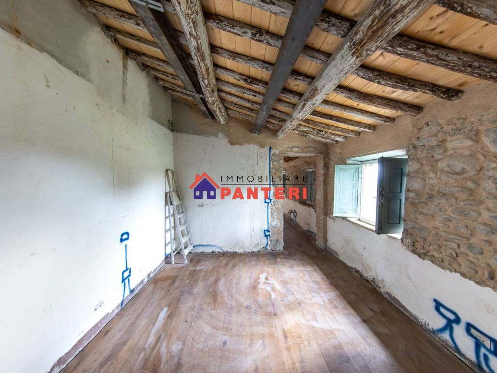 Casa indipendente a Pescia in Via Lucchese, 234 - Foto 3