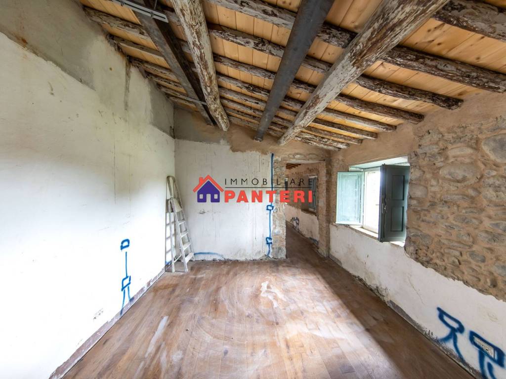 Casa indipendente a Pescia in Via Lucchese, 234 - Foto 4