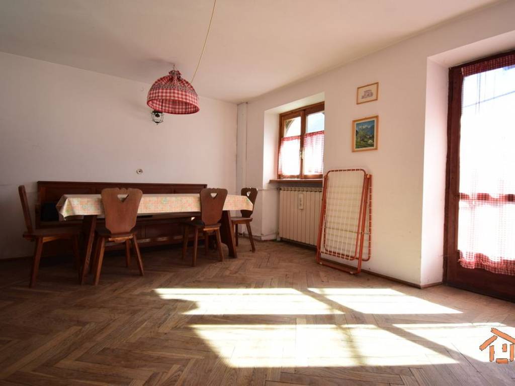 Casa indipendente a Brusson in Via La Pila, 162 - Foto 3