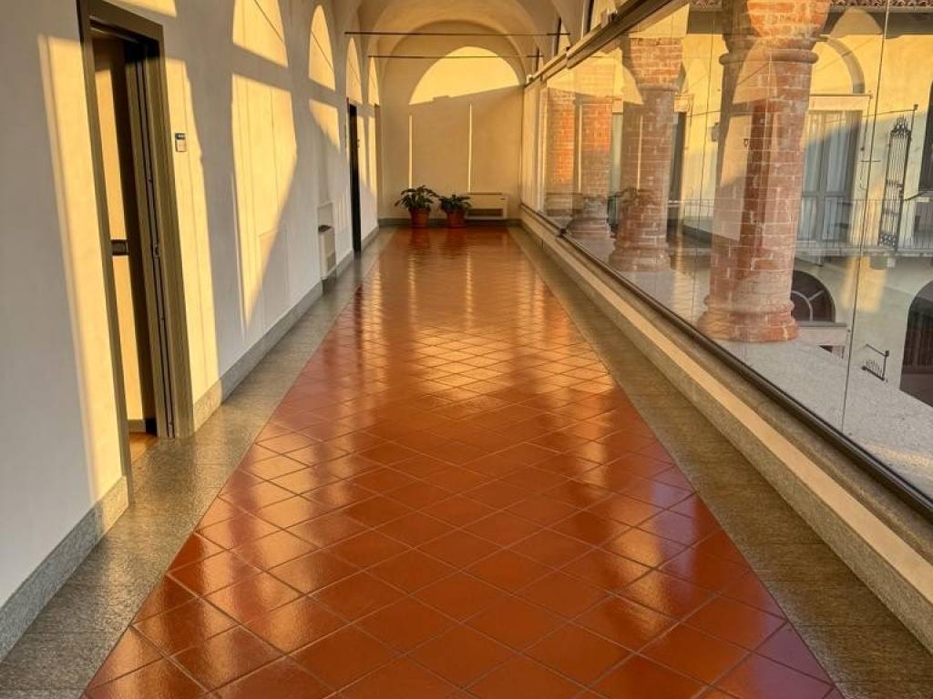 Immobile a Alba in Via Vittorio Emanuele - Foto 4