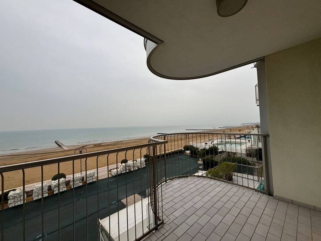 Appartamento a Jesolo in Via Padova, 75 - Foto 2