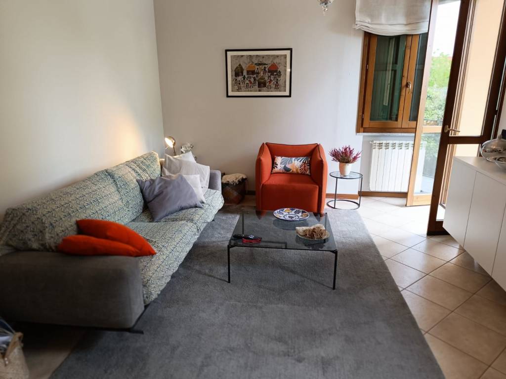 Appartamento a Azzate in Via Isonzo - Foto 3