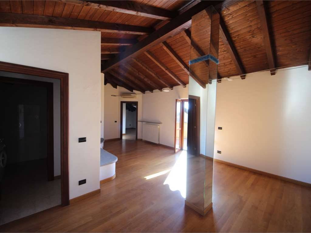 Appartamento a Oleggio - Foto 5