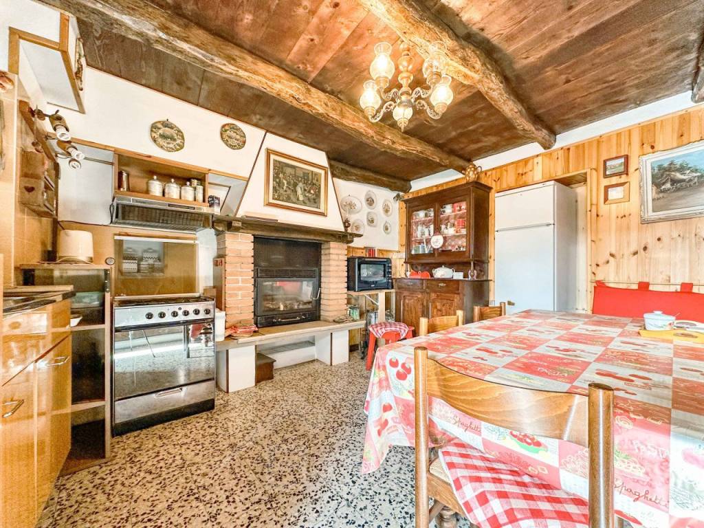 Casa indipendente a Cesara in Via Alle Selve 1 - Foto 2