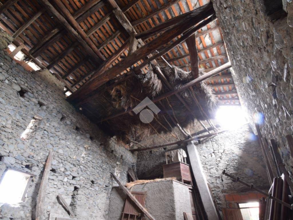 Rustico / casale a Chatillon in Via Robert Pellissier, 3 - Foto 4