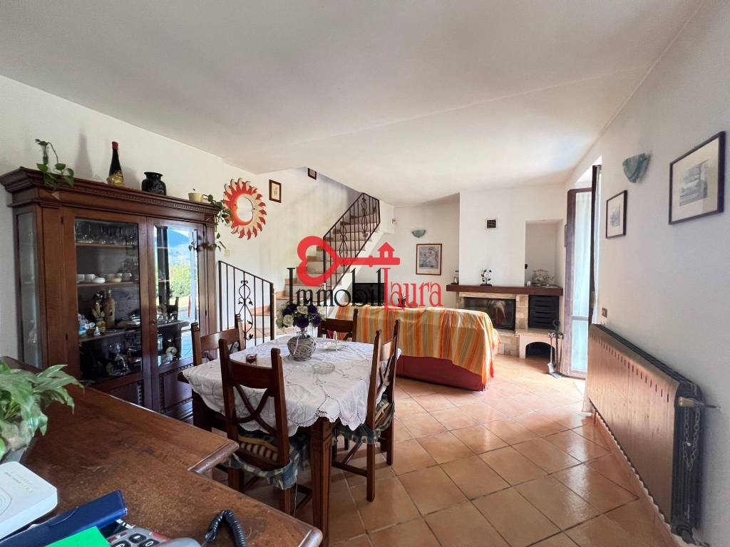 Casa indipendente a Bisuschio - Foto 4