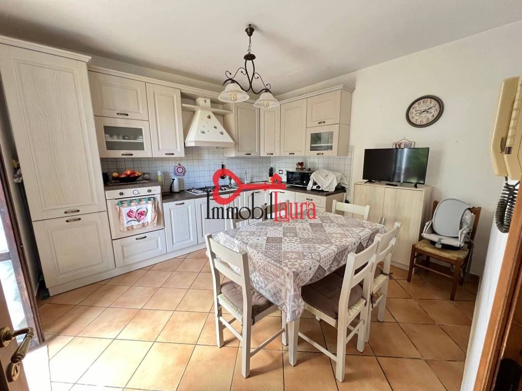 Casa indipendente a Bisuschio - Foto 5