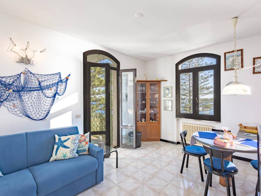 Appartamento a Bordighera in Via Sant'Ampelio, 33 - Foto 4