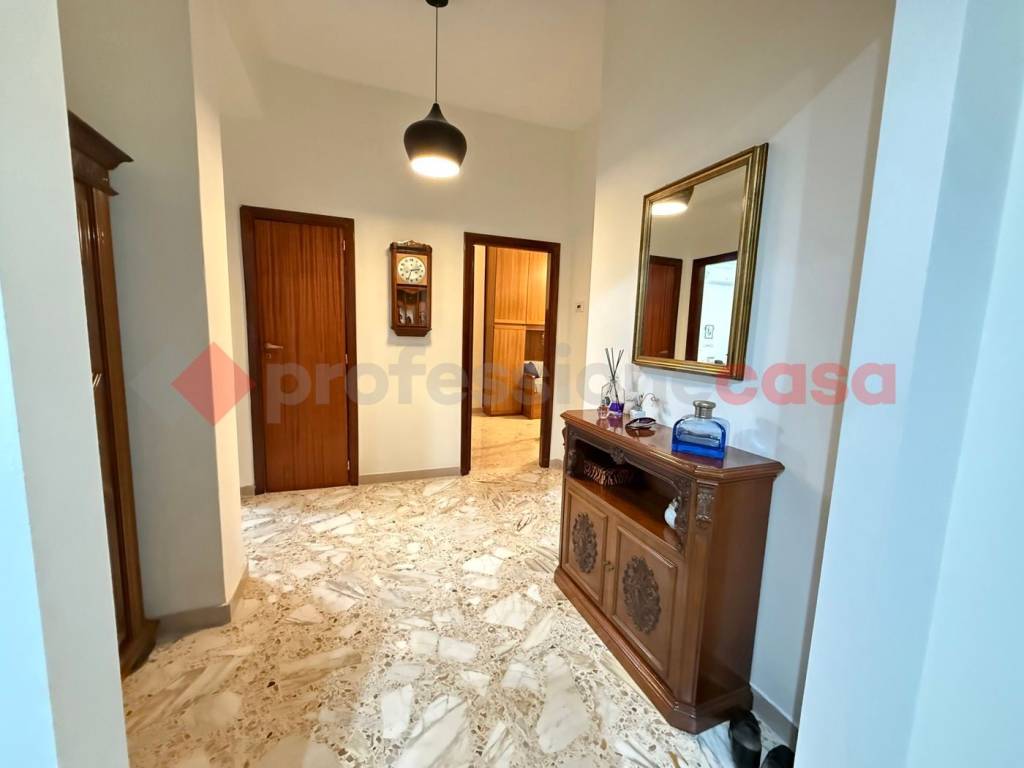 Appartamento a Taranto in via Marco Pacuvio, 24 - Foto 2