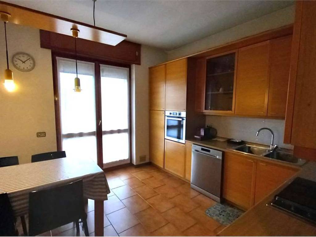Appartamento a Borgomanero - Foto 2