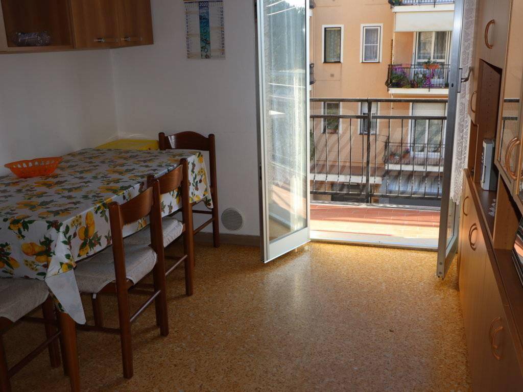 Appartamento a Andora in Via Camillo Benso di Cavour - Foto 2