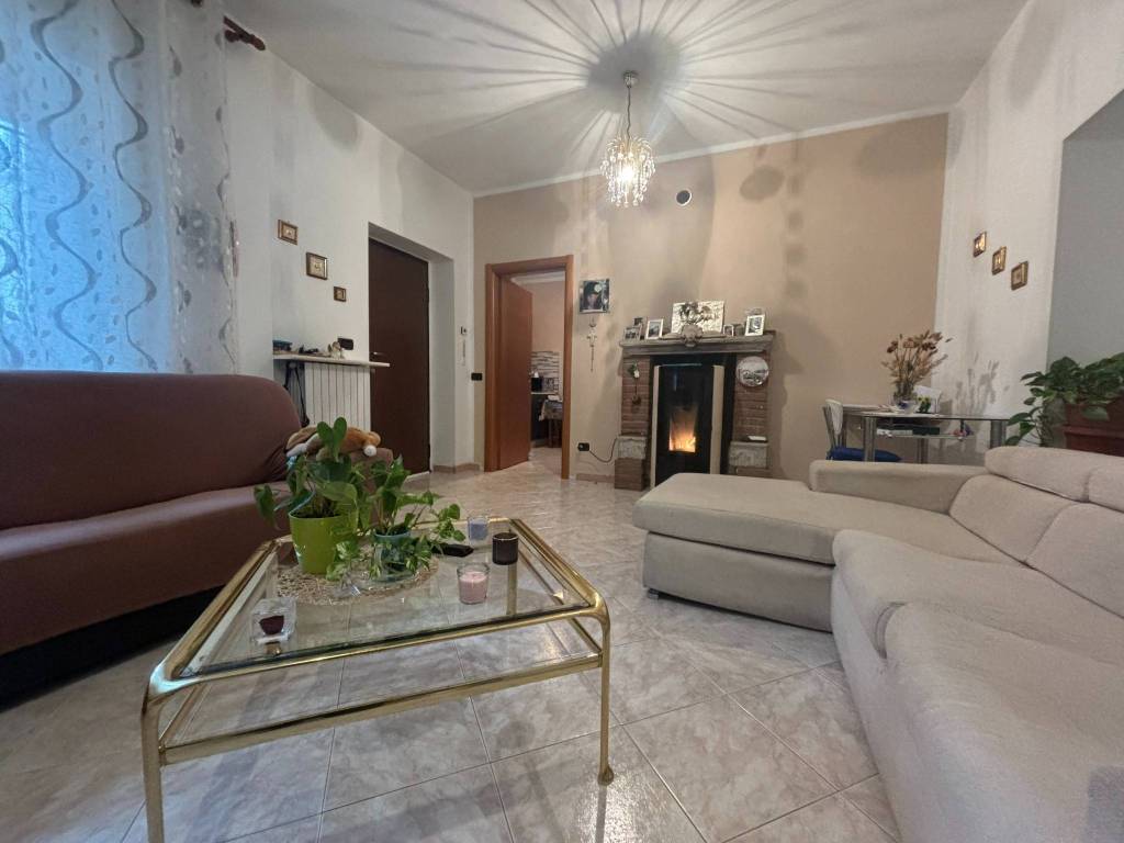 Casa indipendente a Cameri - Foto 5