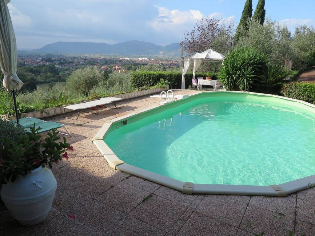 Villa a Castelnuovo magra in Via Case Rosse, 1 - Foto 2