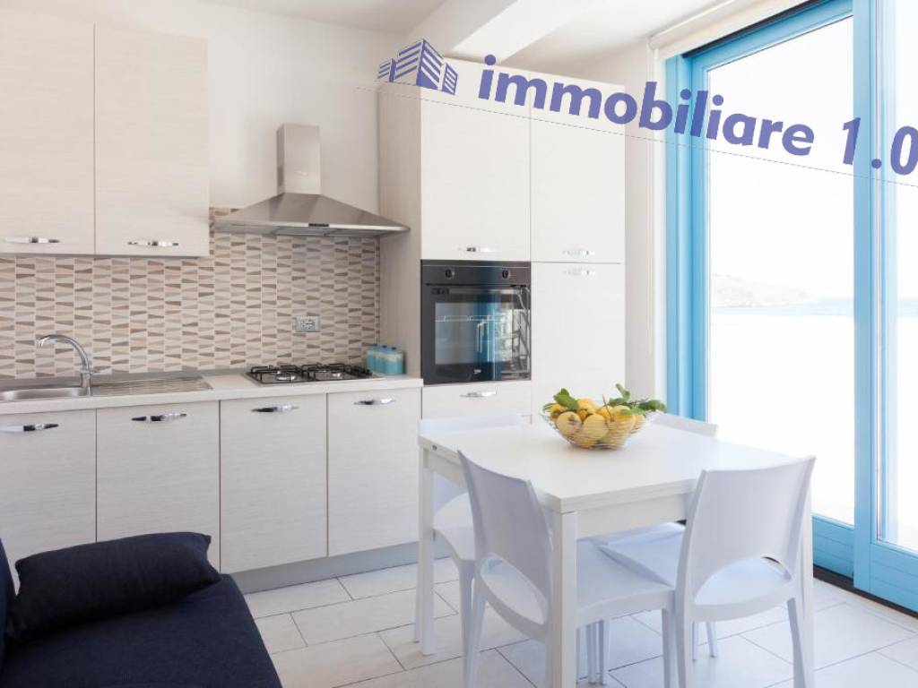Appartamento a Castellammare del golfo in Via Renda - Foto 3