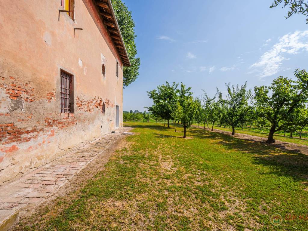 Casa indipendente a San giovanni in persiceto in Via Reno Vecchio, 1 - Foto 5