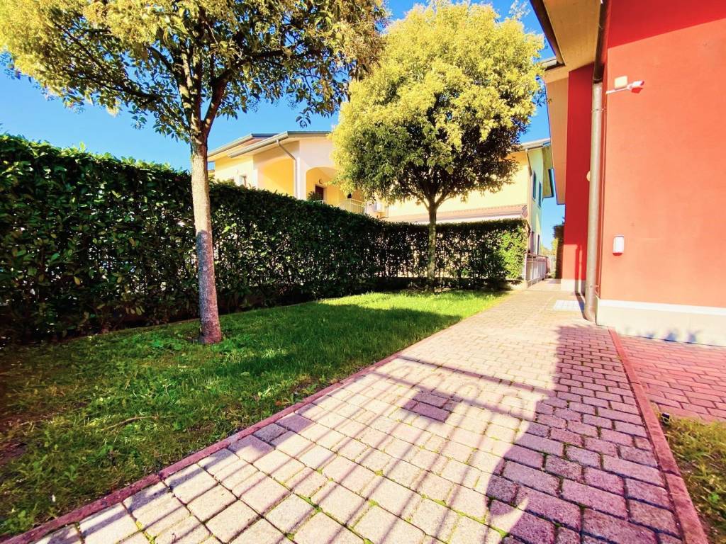 Villa a Bovolone in Via Giuseppe Garibaldi, 52 - Foto 2
