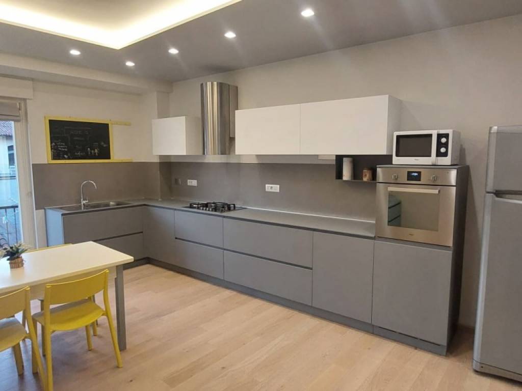 Appartamento a Alba in Via Camillo Benso di Cavour - Foto 2