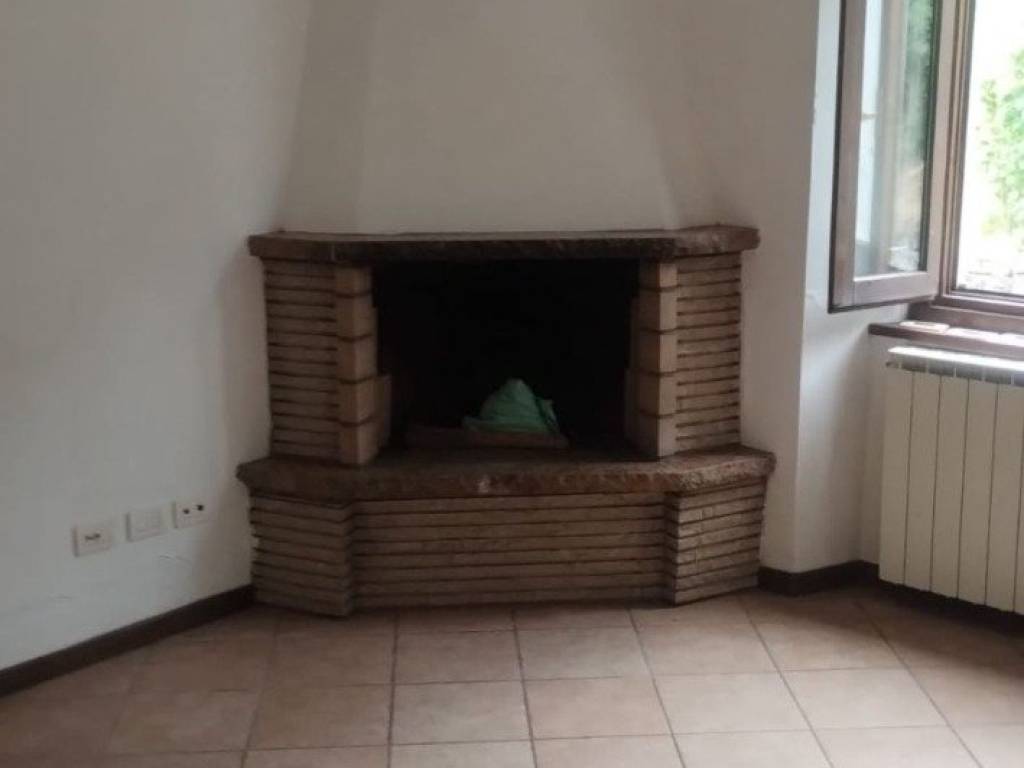 Appartamento a Vernio in Via dell'Appennino - Foto 2