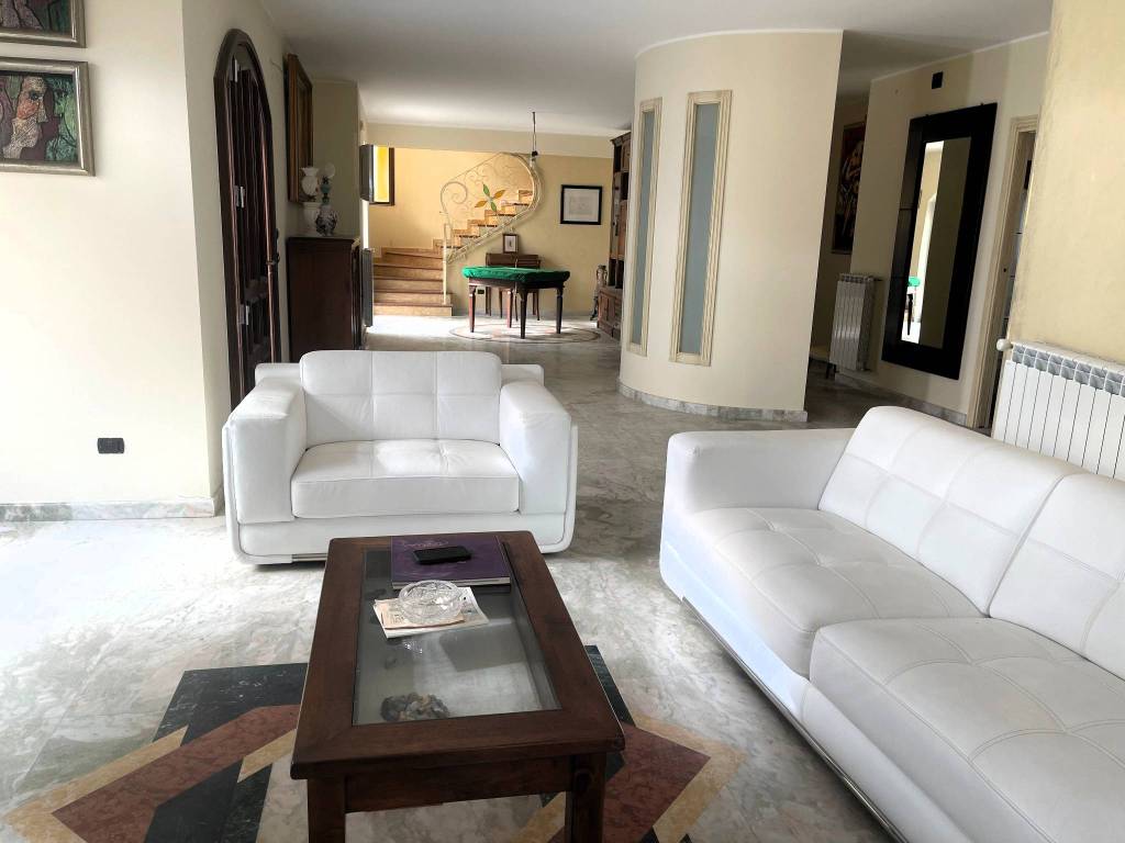 Villa a Assoro in Via del Bevaio - Foto 3