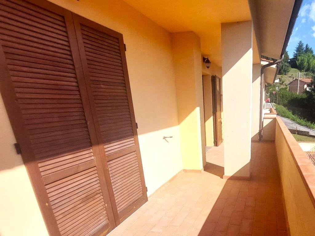 Appartamento a Vernio in Via Padre Pio da Pietrelcina - Foto 4