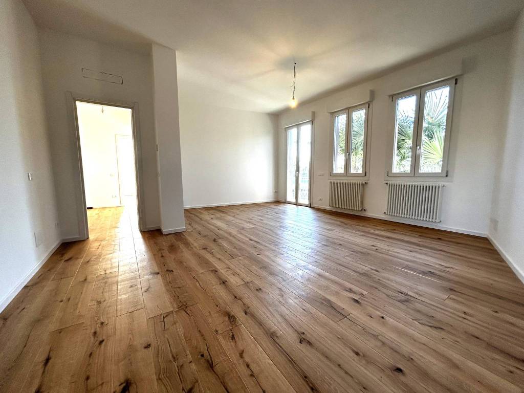 Appartamento a Treviso in Viale Orleans, 20 - Foto 2