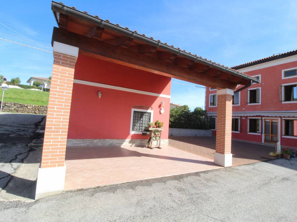 Villetta a schiera a Brogliano in Via Terrarossa - Foto 2