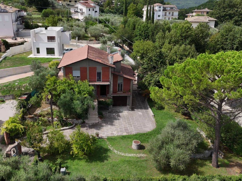 Villa a Isola del liri in Via Capitino, 25 - Foto 2