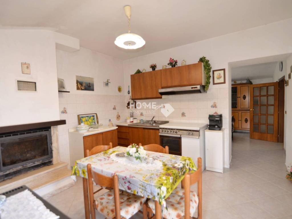 Rustico / casale a Gualdo in Contrada Zazza - Foto 4