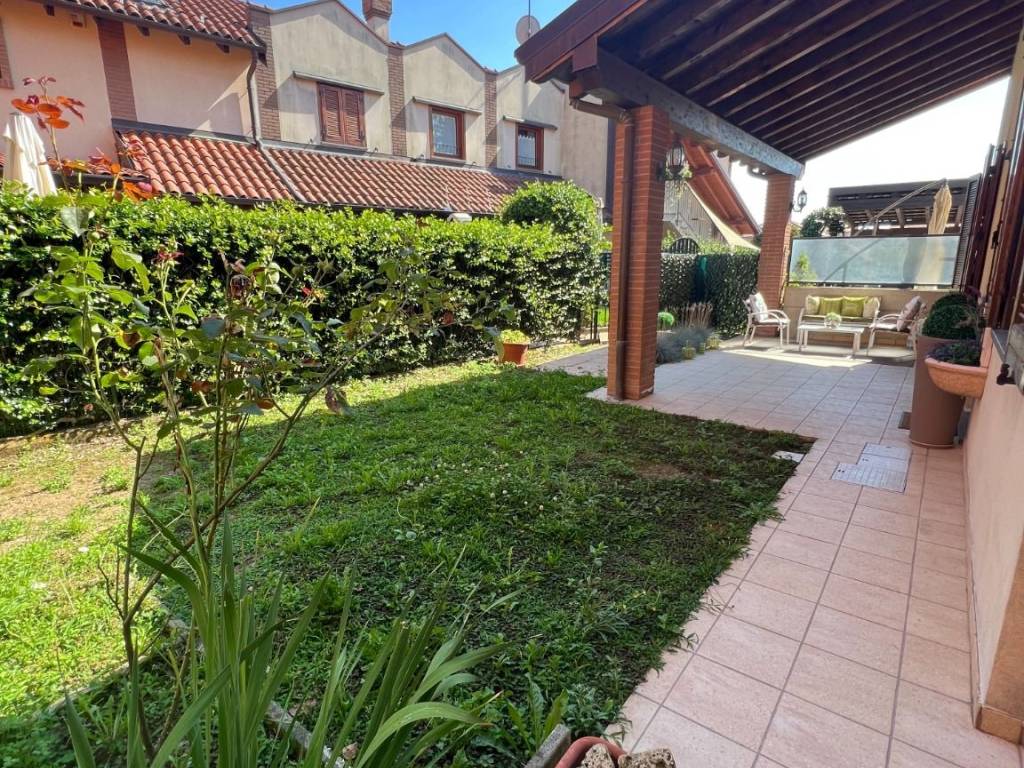 Appartamento a Binago in Via Regazzoni, 8 - Foto 4