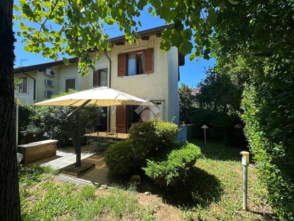 Villetta a schiera a Frosinone in Via Tommaso Landolfi, 250 - Foto 2